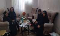 دیدار رئیس دانشکده پرستاری و مامایی شرق گیلان با مادر شهید محمد رضا هادی تواتری 